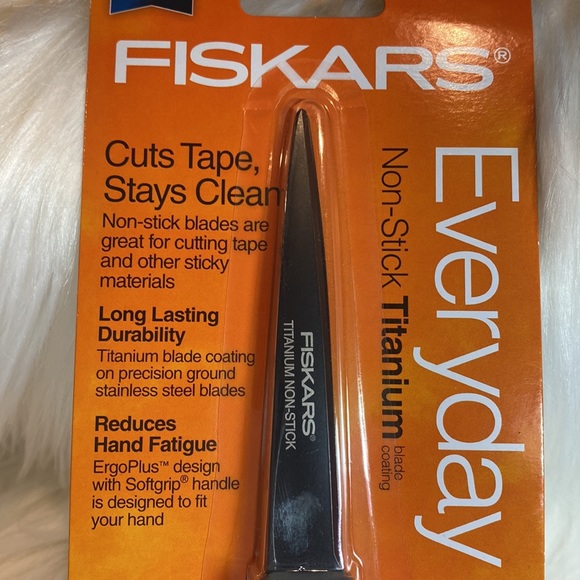 FISKARS Everyday Non-Stick Titanium Blade Coating Scissors, 8” - Factory Sealed - Picture 2 of 8